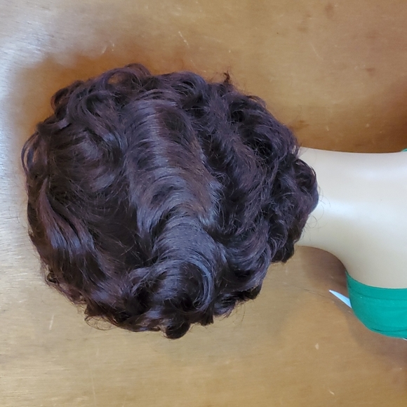 Short Curly Wig - Picture 3 of 3